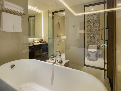 media/roomtypes/190120032229/gallery/khach-san-comodo-nha-trang-23.png