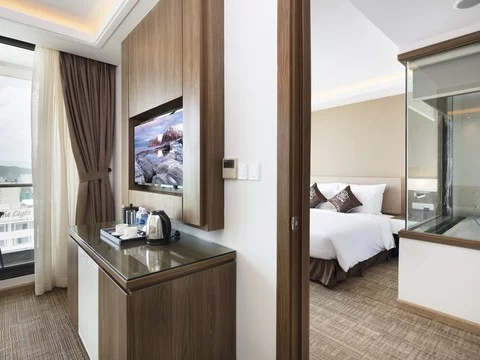 media/roomtypes/190120032555/gallery/khach-san-comodo-nha-trang-32.png