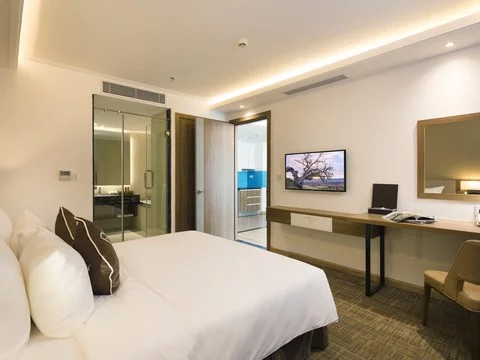 media/roomtypes/190120032901/gallery/khach-san-comodo-nha-trang-38.png