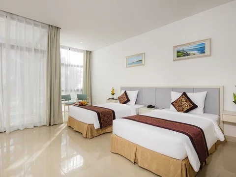 media/roomtypes/190120034605/gallery/2ag1521606020_diamond_bay_condotel_resort_nha_trang.png