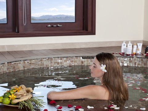 media/roomtypes/190120040823/gallery/qod1394913201_vinpearl-luxury-nha-trang.png