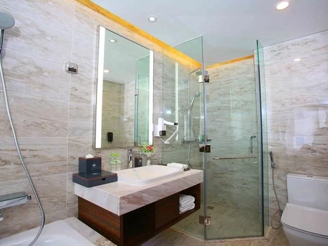 media/roomtypes/190120094927/gallery/khach-san-queen-ann-nha-trang-13.png
