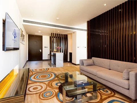 media/roomtypes/190120101318/gallery/3mn1544587214_khach_san_queen_ann_nha_trang.png