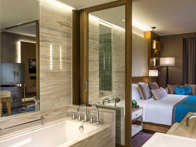 media/roomtypes/210323113611/gallery/khach-san-intercontinental-nha-trang-3-2.jpg