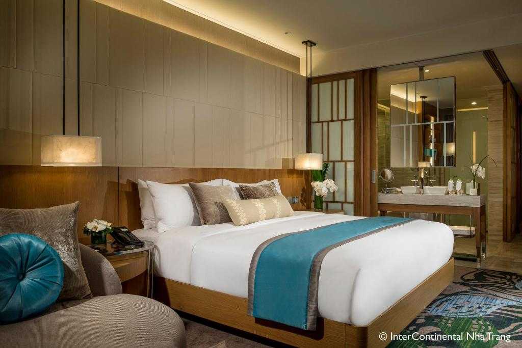 media/roomtypes/210323121511/gallery/khach-san-intercontinental-nha-trang-6-1.jpg