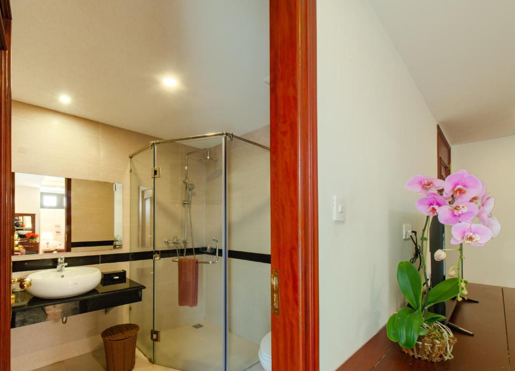 media/roomtypes/230323113930/gallery/red-sun-nha-trang-3-7.jpg