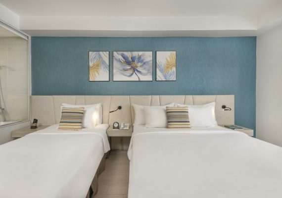 media/roomtypes/270421111752/gallery/deluxe-3_city_atlantic-nha-trang-hotel_2-570x400.jpg