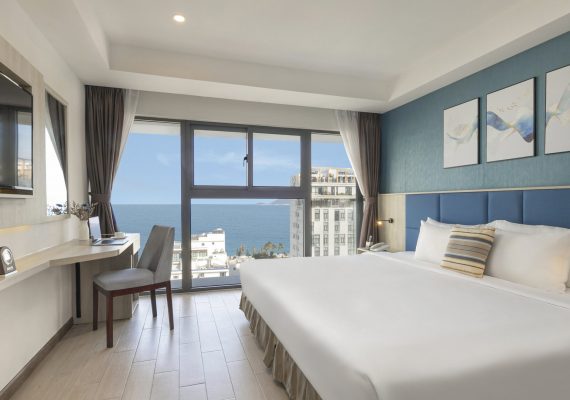 Deluxe Sea view with balcony
