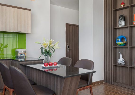 media/roomtypes/270421112718/gallery/apartment_city_atlantic-nha-trang-hotel_5-scaled-570x400.jpg