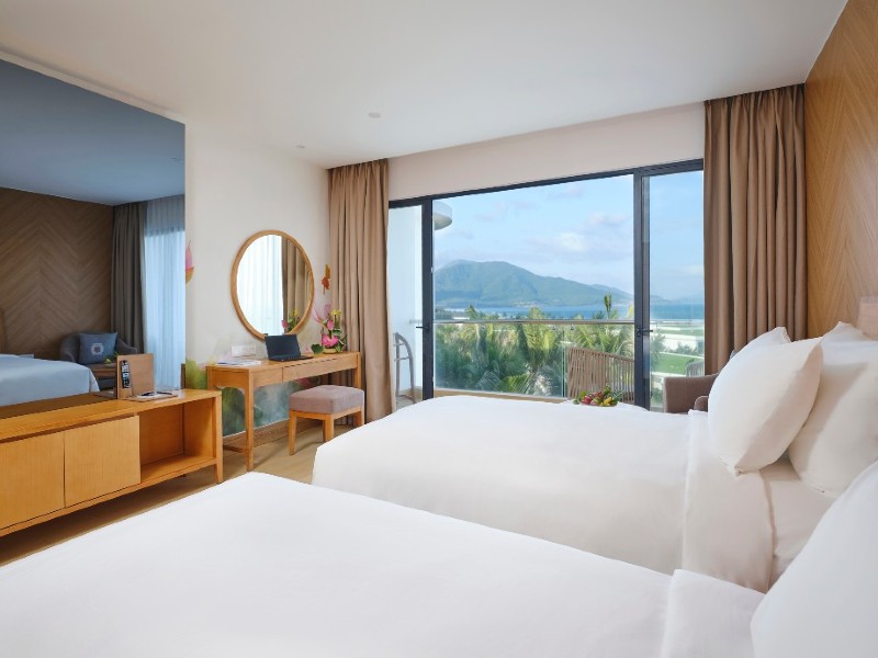 media/roomtypes/270622035845/gallery/noa-ocean-3.jpg