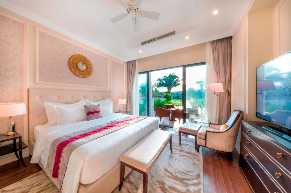 media/roomtypes/301120014273/gallery/4-bedroom-villa-2.jpg