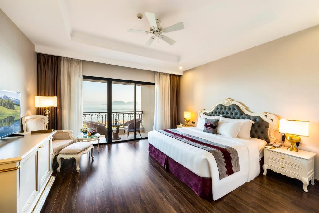Deluxe Ocean View 