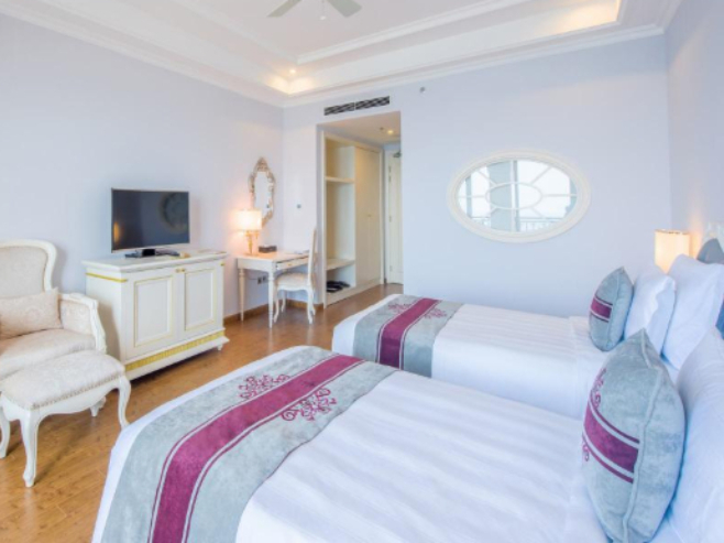 media/roomtypes/3011201159380/gallery/deluxe-room-ocean-view-twins-5.jpg