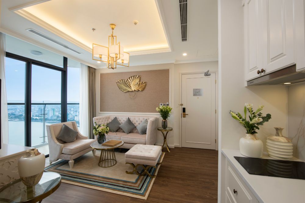 media/roomtypes/3011201159553/gallery/executive-suite-king-river-view-8.jpg