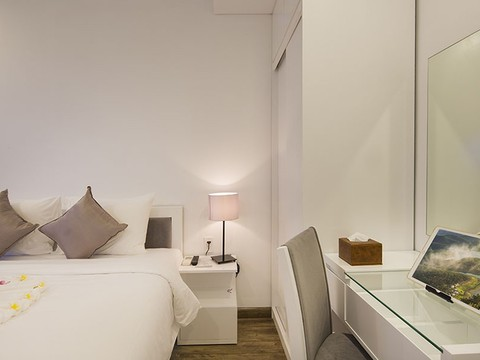 media/roomtypes/310120032305/gallery/pmx1511947497_cham_oasis_nha_trang_resort_condotel.png