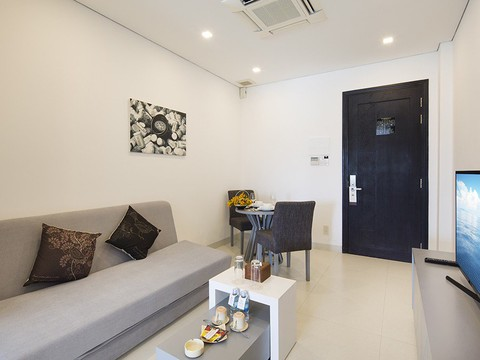 media/roomtypes/310120032450/gallery/rs61512442499_cham_oasis_nha_trang_resort_condotel.png