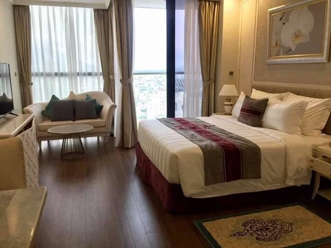 media/roomtypes/310120035323/gallery/vzk1540970193_vinpearl_condotel_empire_nha_trang.png