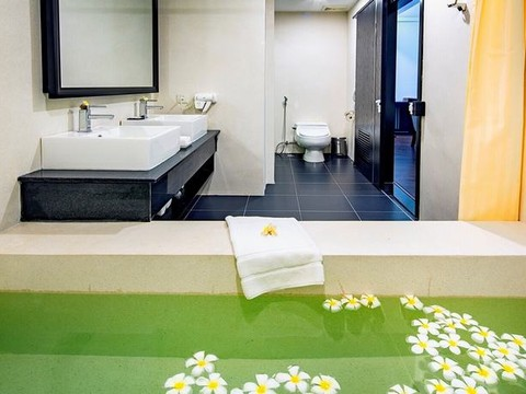media/roomtypes/310120112155/gallery/hgy1459527997_champa_island_nha_trang_resort_hotel_spa.png