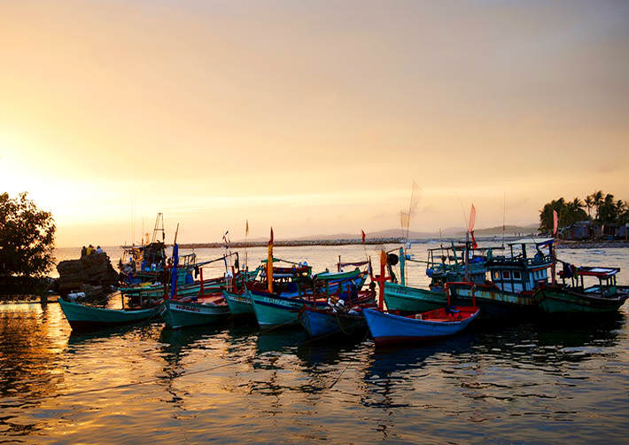 thue-cano-12-cho-nha-trang-hon-mun-ho-ca-hon-tam-lang-chai.jpg