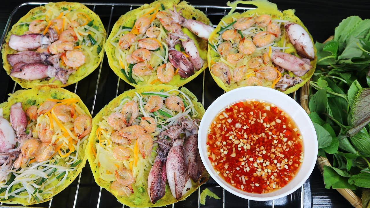 Bánh xèo mực Nha Trang