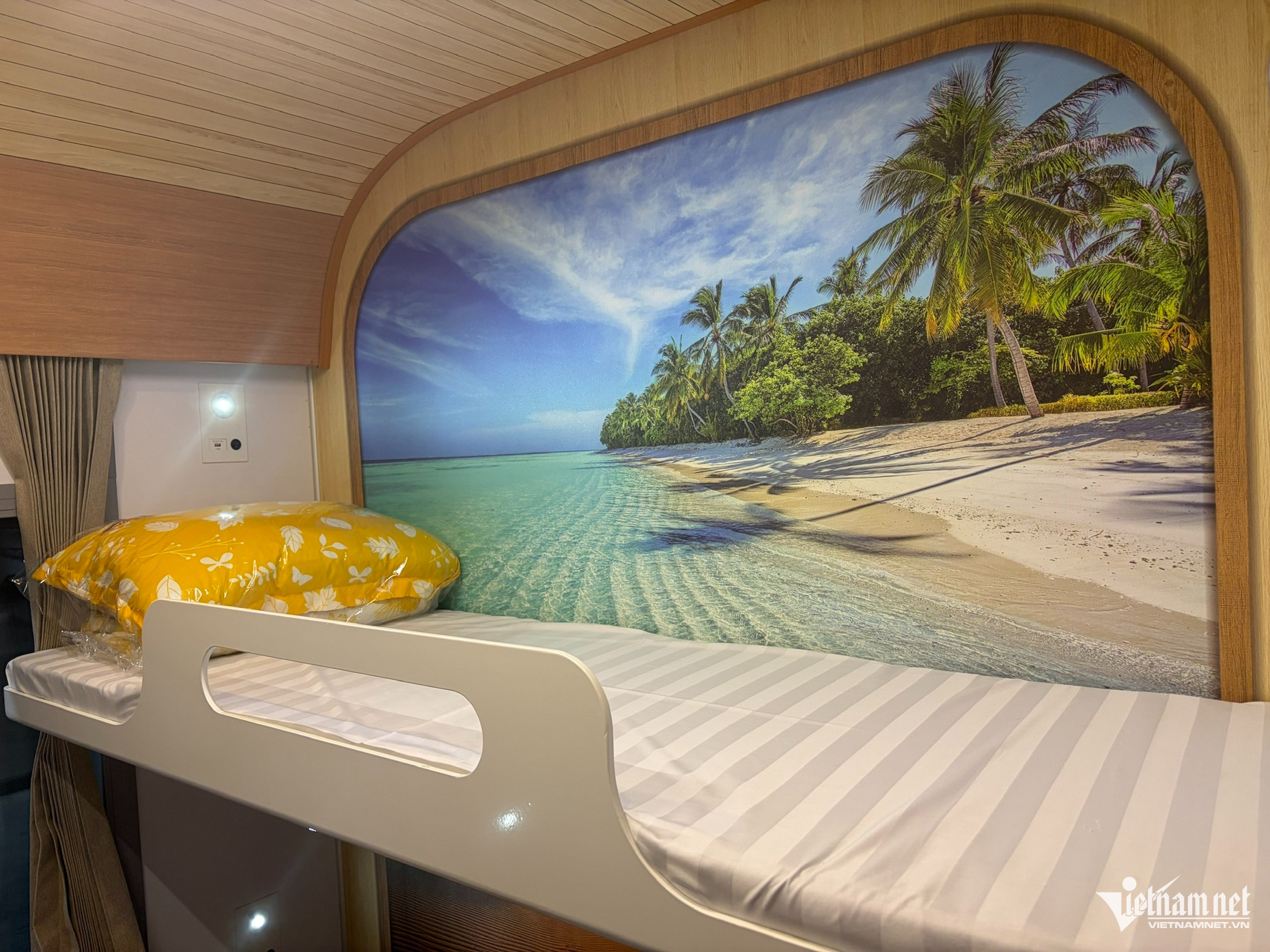 Tàu SNT1/SNT2 Sài Gòn – Nha Trang